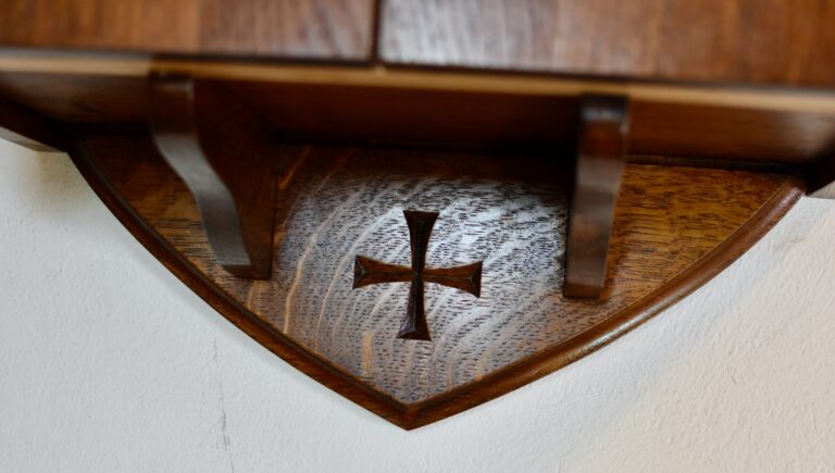 consecration_cross_carved_detail