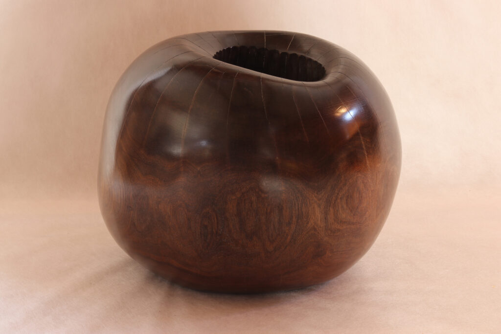 Single-Walnut-2-3000x2000