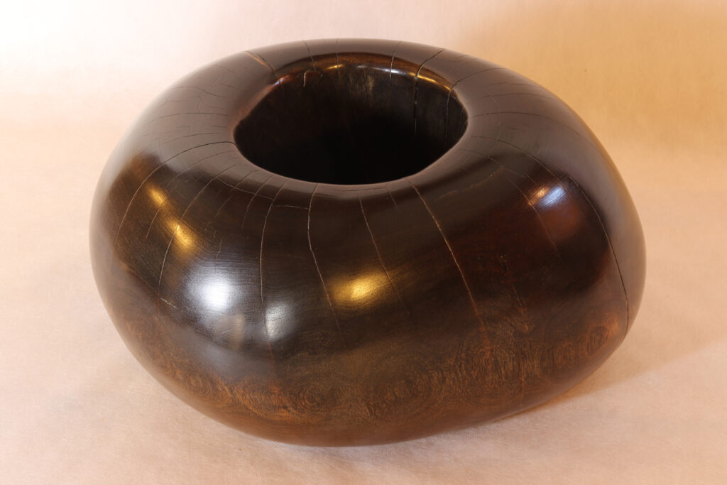 Single-Walnut-3000x2000