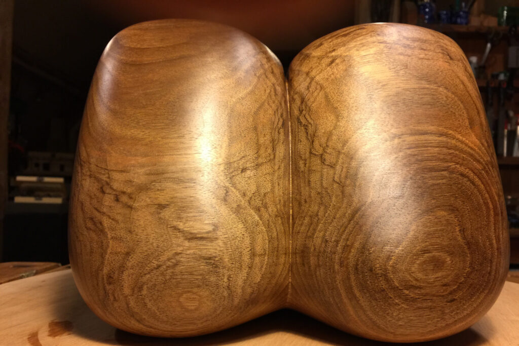 Walnut-Sculpture-3000x2000